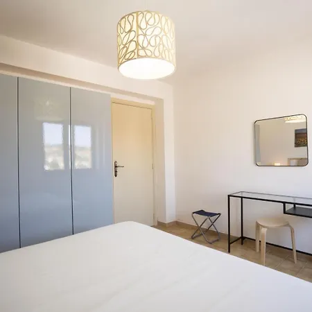 Appartamento Acquamarina, Family With Pool - 300 Meters From The Santa Maria (Vibo Valentia)