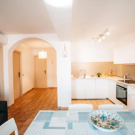 Acquamarina, Family With Pool - 300 Meters From The *