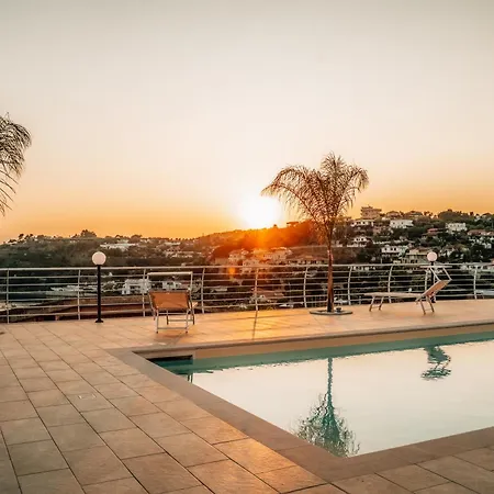 Acquamarina, Family With Pool - 300 Meters From The Santa Maria (Vibo Valentia)