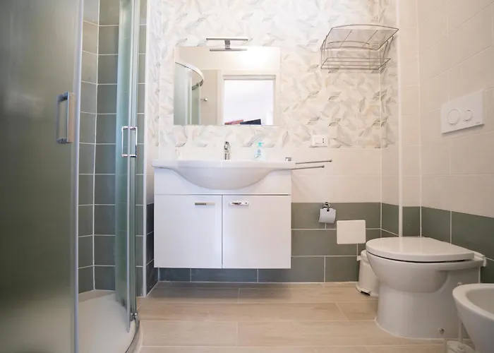 Villa Acquamarina, Family Apartments With Pool - 300 Meters From The Beach Apartman