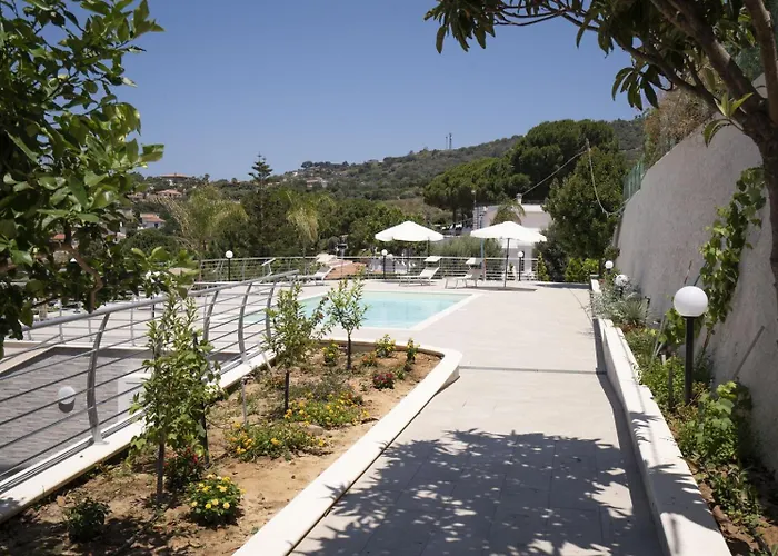 Acquamarina, Family With Pool - 300 Meters From The Daire Santa Maria (Vibo Valentia)