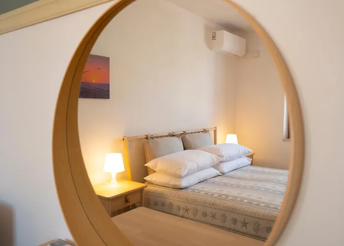 Acquamarina, Family With Pool - 300 Meters From The Lägenhet Santa Maria (Vibo Valentia)