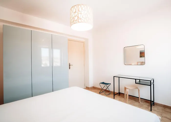 Lägenhet Acquamarina, Family With Pool - 300 Meters From The *