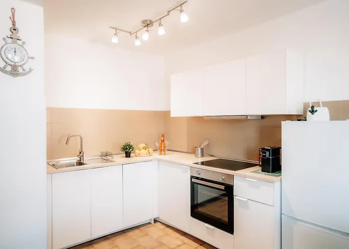 Acquamarina, Family With Pool - 300 Meters From The Santa Maria (Vibo Valentia)